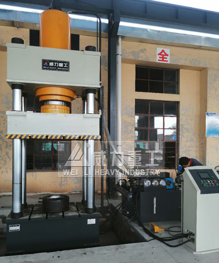 鍛造齒輪專用500噸四柱液壓機