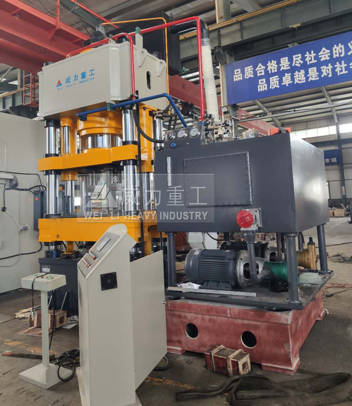 四梁四柱液壓機(jī)型號(hào)齊全